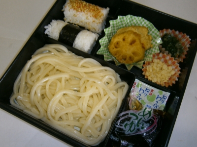 『冷たいうどん』　はじまってます！！